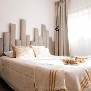 Depto Moderno: Estilo Y Comodidad